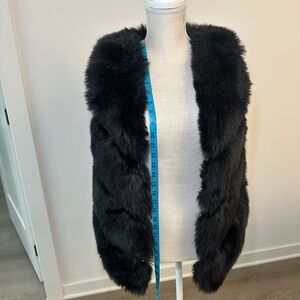 Elegant Black Faux Fur Vest